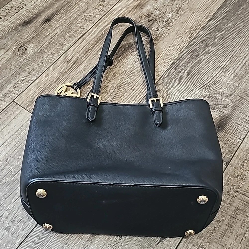 Michael Kors Medium Jet Set Saffiano Leather Tote Adrimal